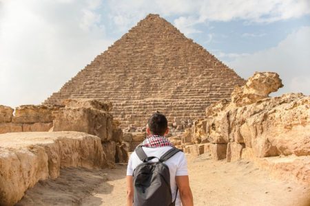 Sharm El Sheikh: Giza Plateau and Egyptian Museum Day Trip